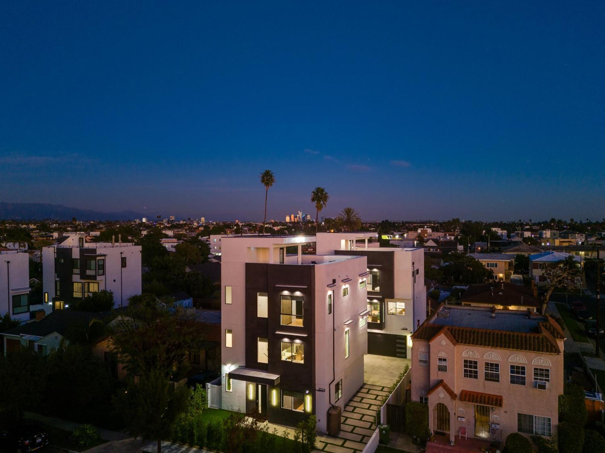 Brand New Modern 4 Bedroom House Pickfair Village Los Angeles Exterior foto