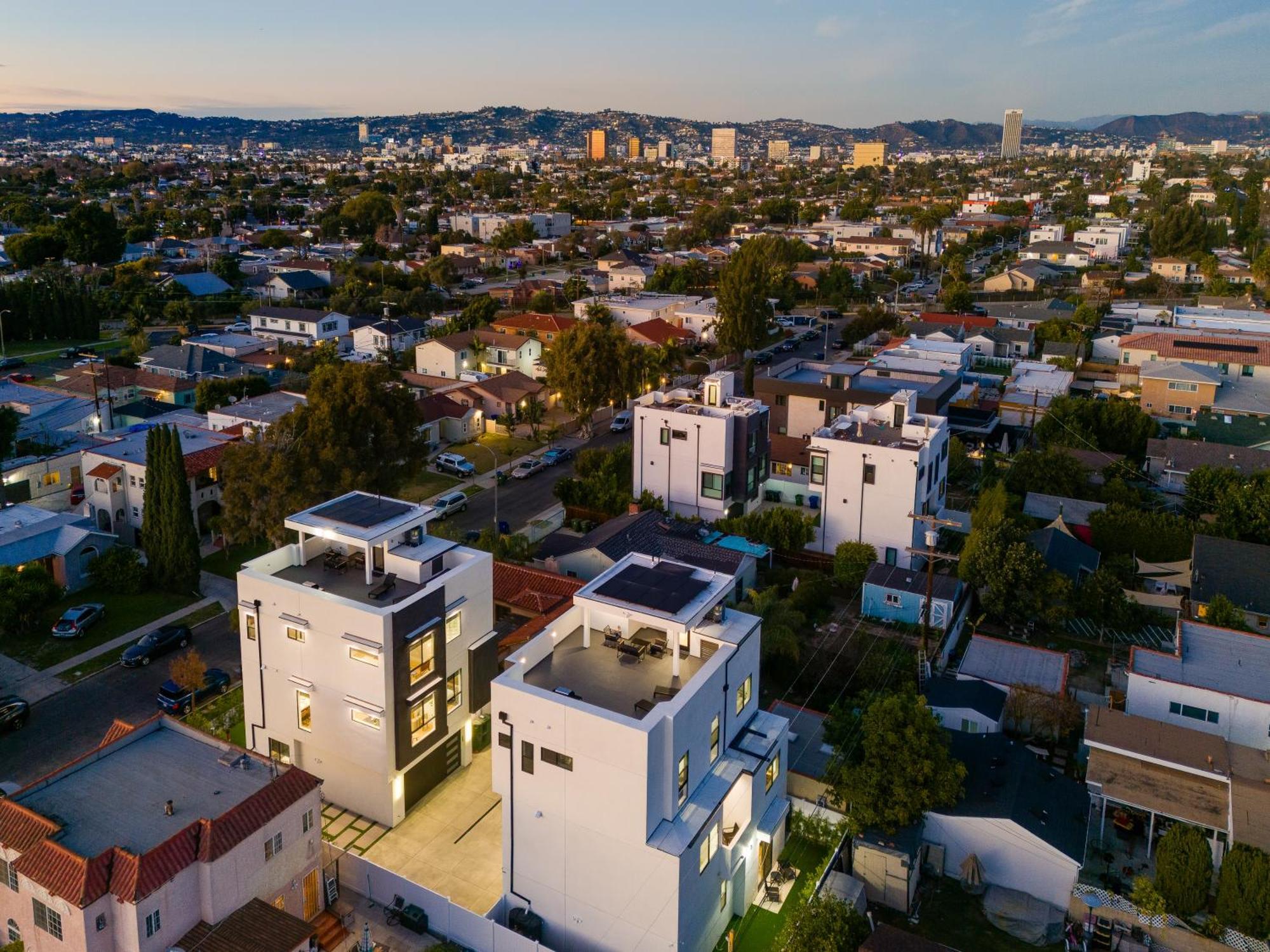 Brand New Modern 4 Bedroom House Pickfair Village Los Angeles Exterior foto