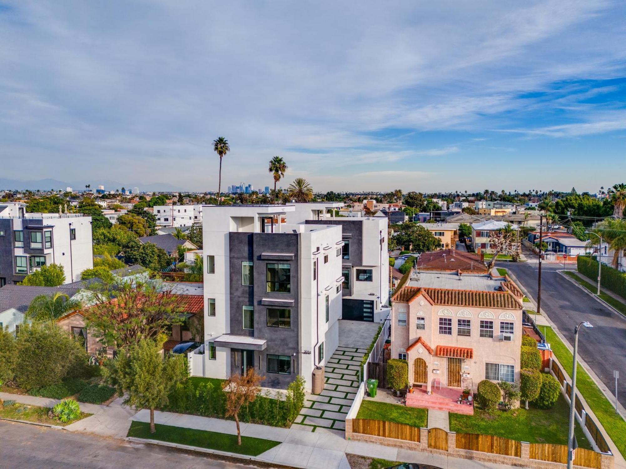 Brand New Modern 4 Bedroom House Pickfair Village Los Angeles Exterior foto